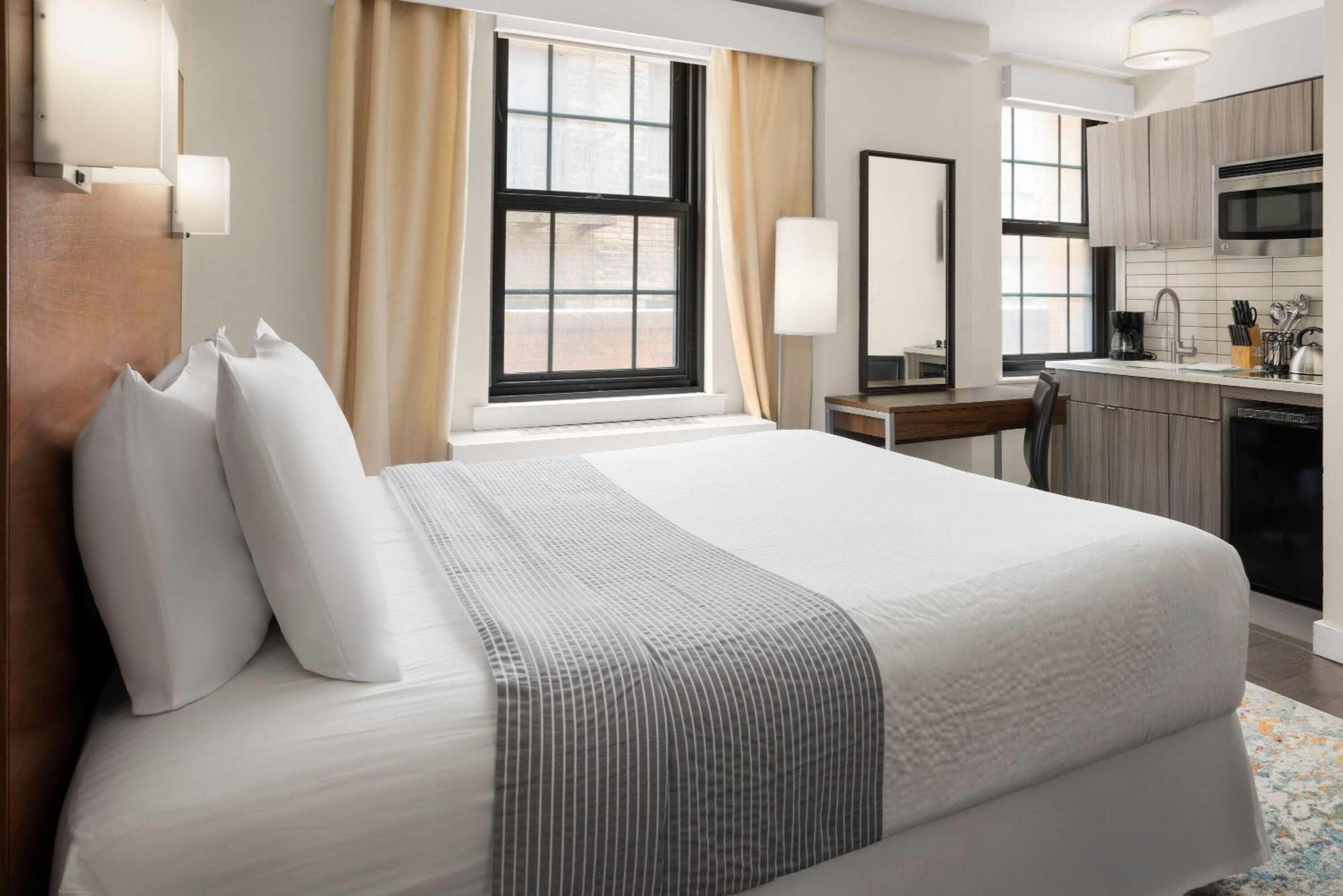 Appartamento Monolocale con Accesso Ospiti Mobilità Ridotta, Doccia Disabili e 1 Letto Queen-Size - Non Fumatori